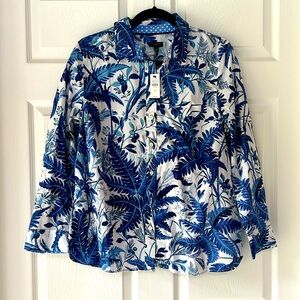 Button down shirt, never worn, beautiful blue floral